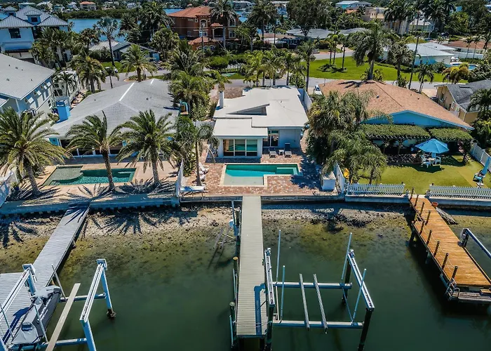 Castaway Waterfront